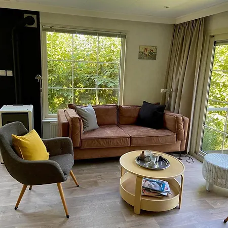 Horská chata In Wiringherlant Near The Coast Hippolytushoef