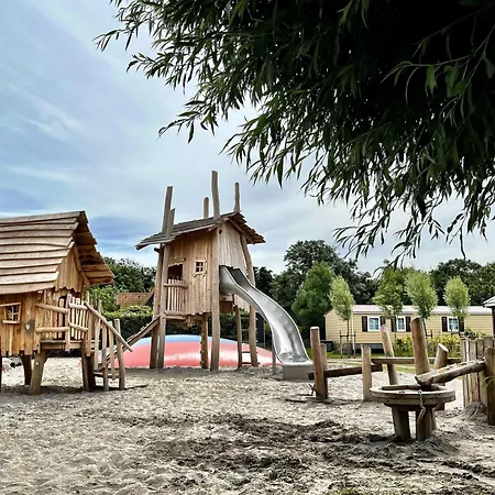 In Wiringherlant Near The Coast * Hippolytushoef